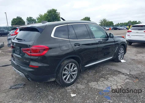 2018 BMW X3 xDrive30I z USA, uszkodzony, nr VIN 5UXTR9C51JLD67196